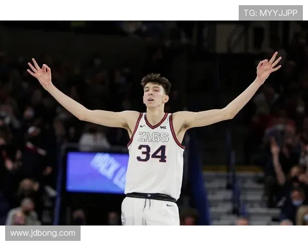 切特霍姆格伦的崛起之路:从天才少年到篮球新星的成长故事 切特霍姆格伦的崛起之路:从天才少年到篮球新星的成长故事