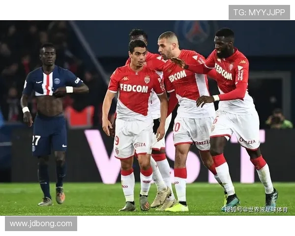 尼姆与摩纳哥最新比赛数据分析及球队状态对比