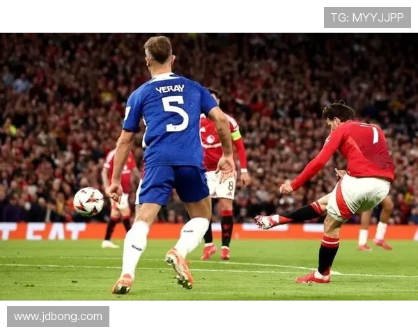 曼联与热刺精彩对决全场视频回顾及精彩瞬间分析