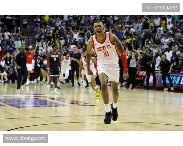 火箭队与太阳队精彩对决全场录像回顾11月17日比赛亮点分析