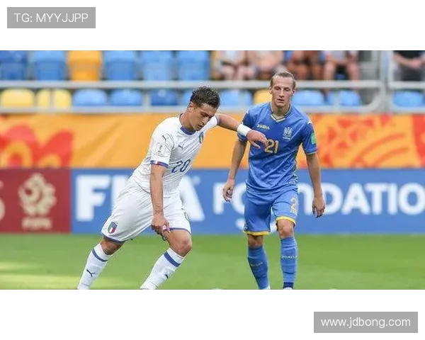 足球魔方对决乌克兰与韩国精彩赛事回顾与分析