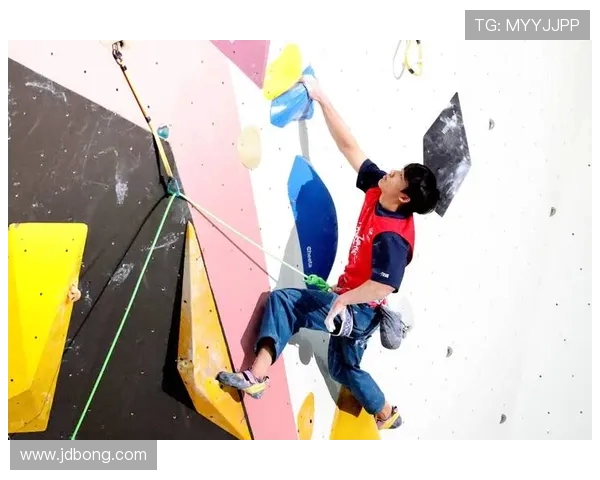 重庆滑板队的奋斗历程与攀岩联赛的荣耀之路