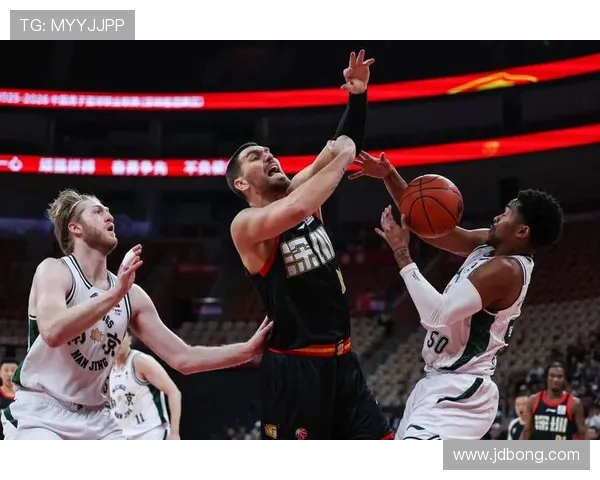 南京篮球队荣登篮球配合排行榜第五名展现团队实力与默契 南京篮球队荣登篮球配合排行榜第五名展现团队实力与默契