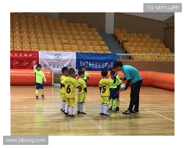 张伟独家解析足球技巧与战术心得助你提升球技与比赛表现